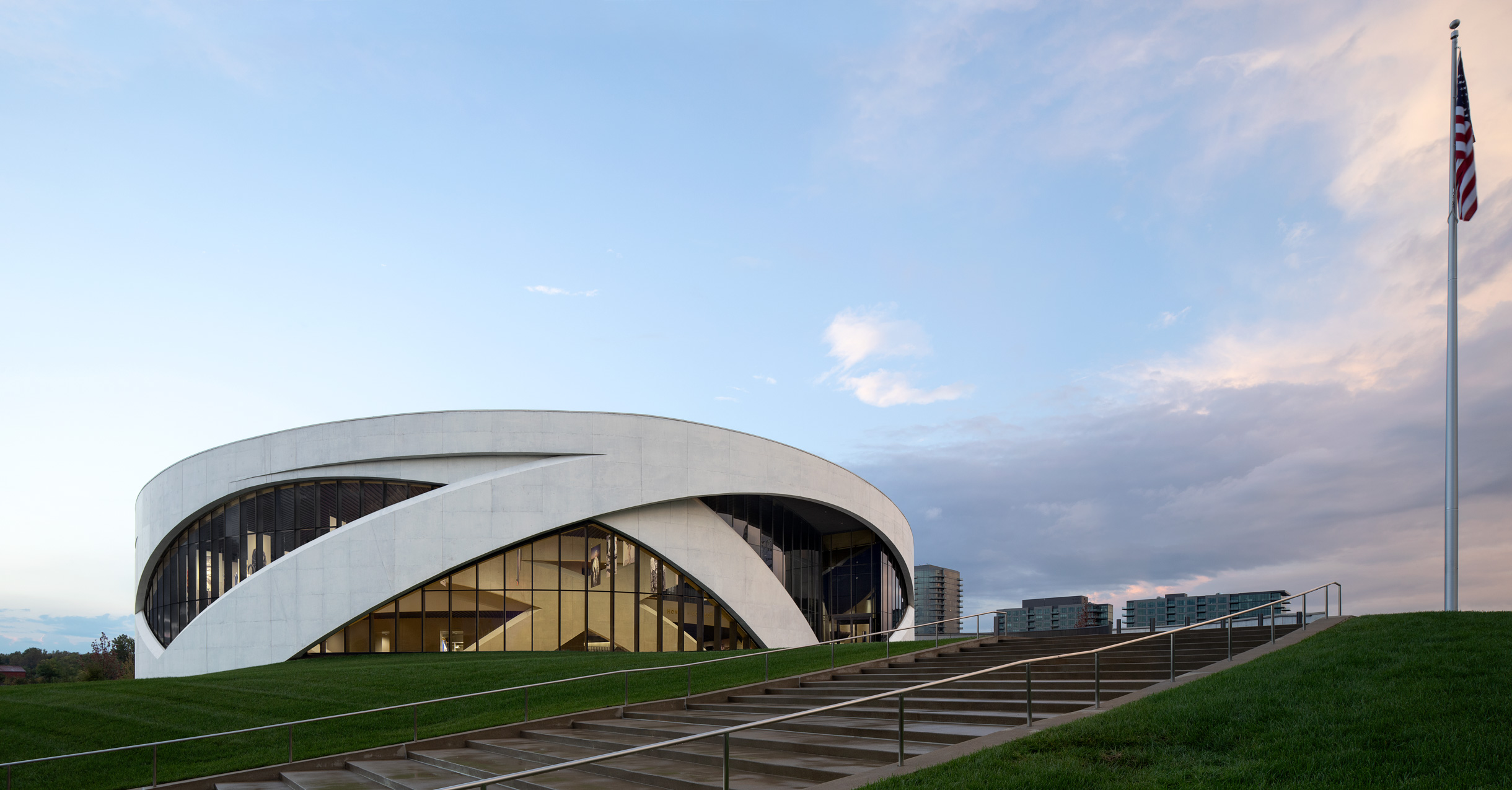 National Veterans Memorial & Museum 2